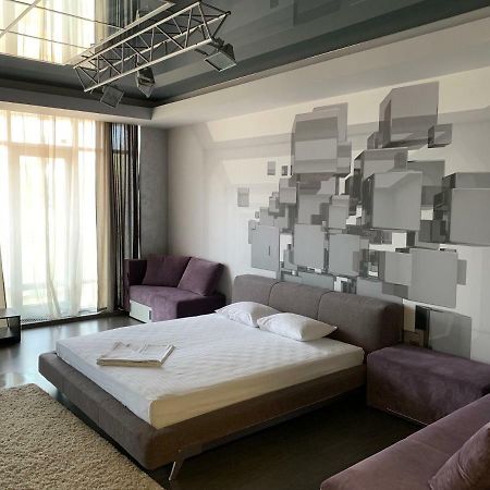 Apartments Raisy Okipnoi เคียฟ ภายนอก รูปภาพ