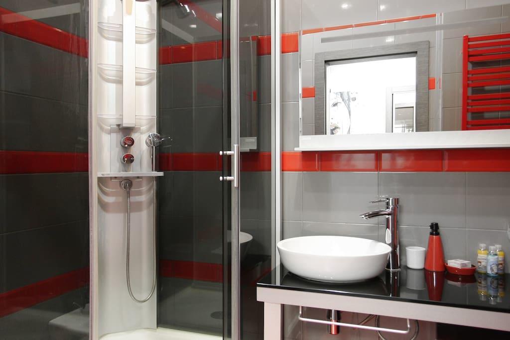 Apartments Raisy Okipnoi เคียฟ ภายนอก รูปภาพ