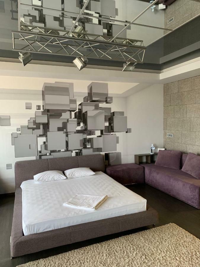 Apartments Raisy Okipnoi เคียฟ ภายนอก รูปภาพ